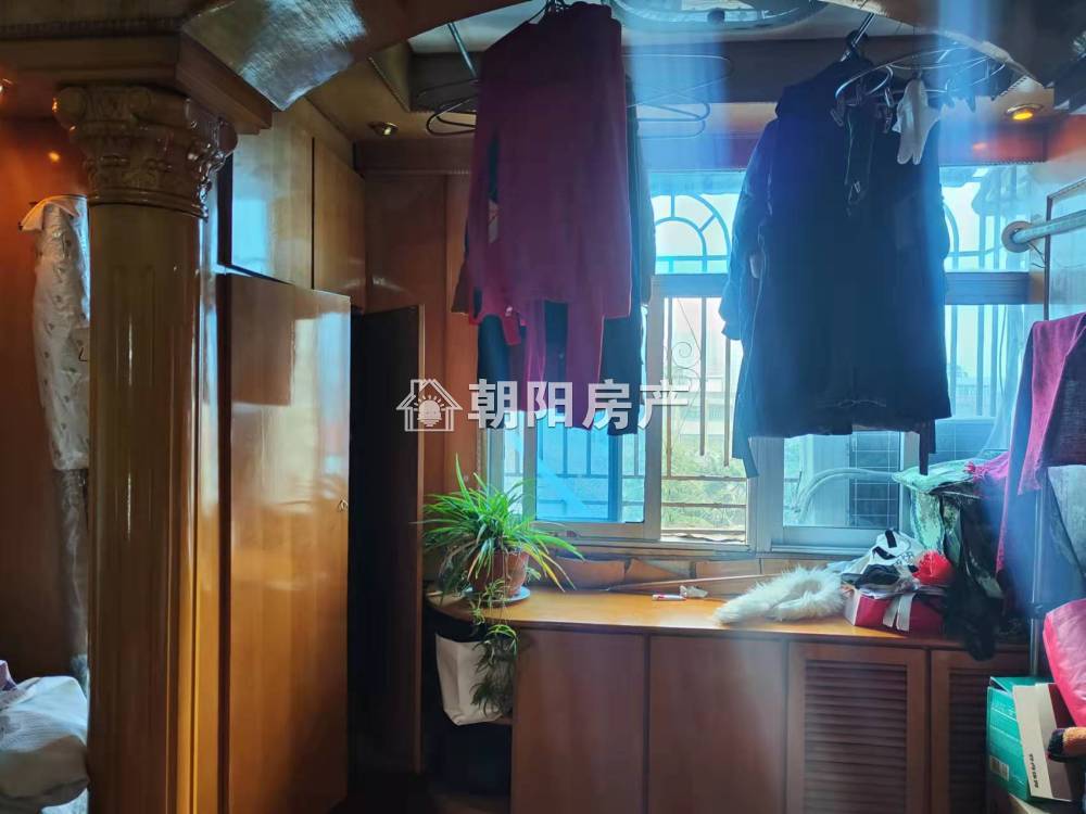 谢四小综合楼 80平 南向三居 学区房 2500元/平