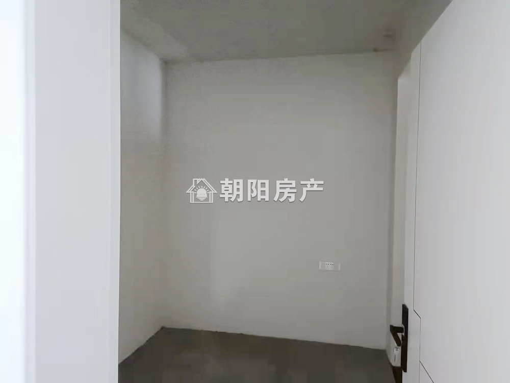 泉山湖香颂小镇3室2厅普装出租