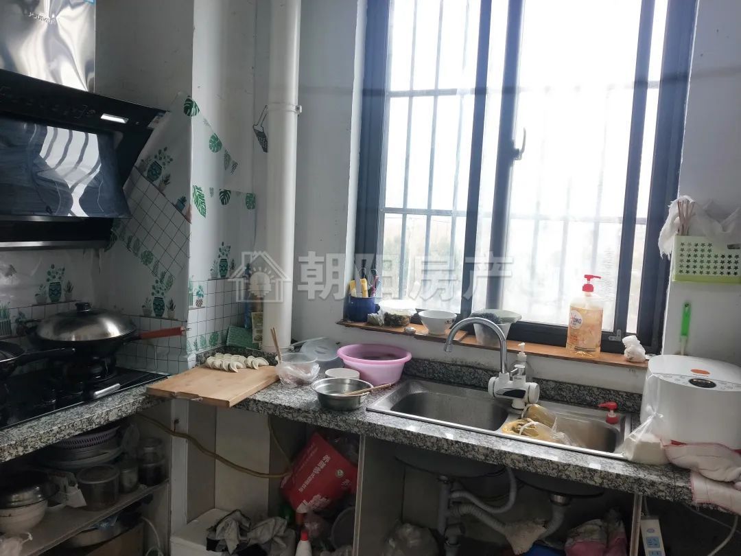 翰林首府 99平 朝南三居 满两年 交通便利 学区房