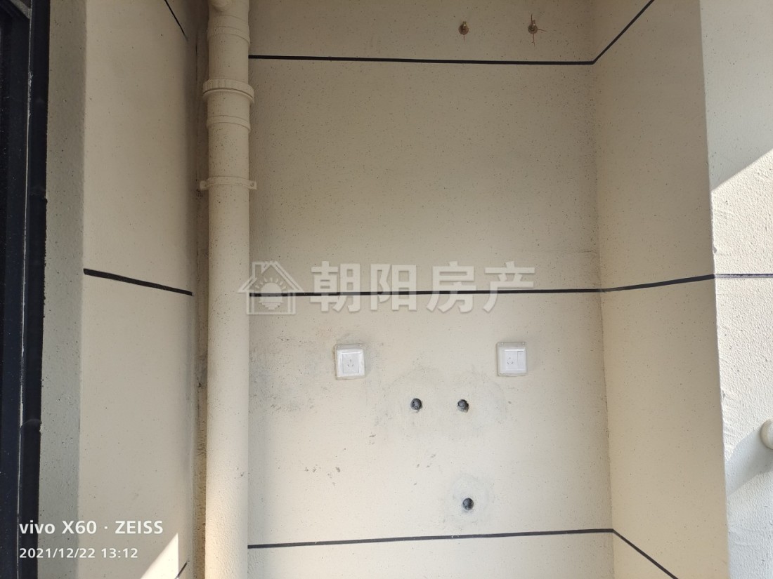 循理新嘉园 95平 南向三室一卫 学区房 交通便利