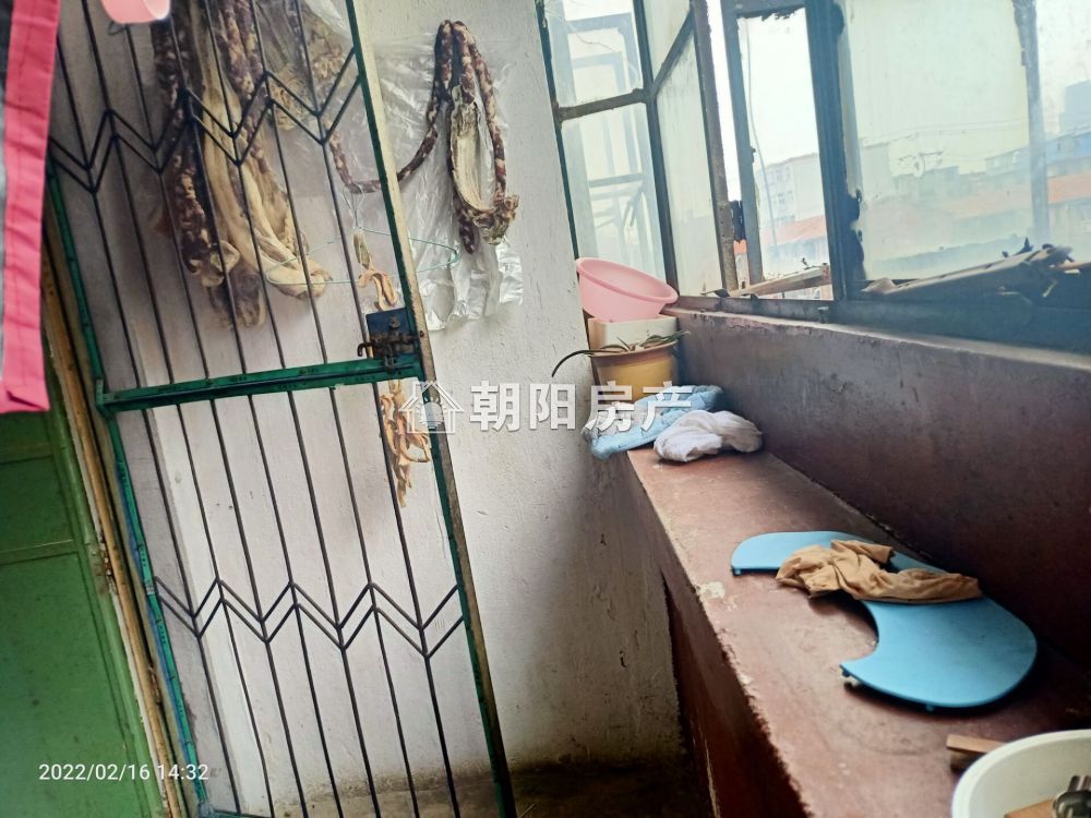 纺织厂家属楼 37平 南向两室 满两年 交通便利