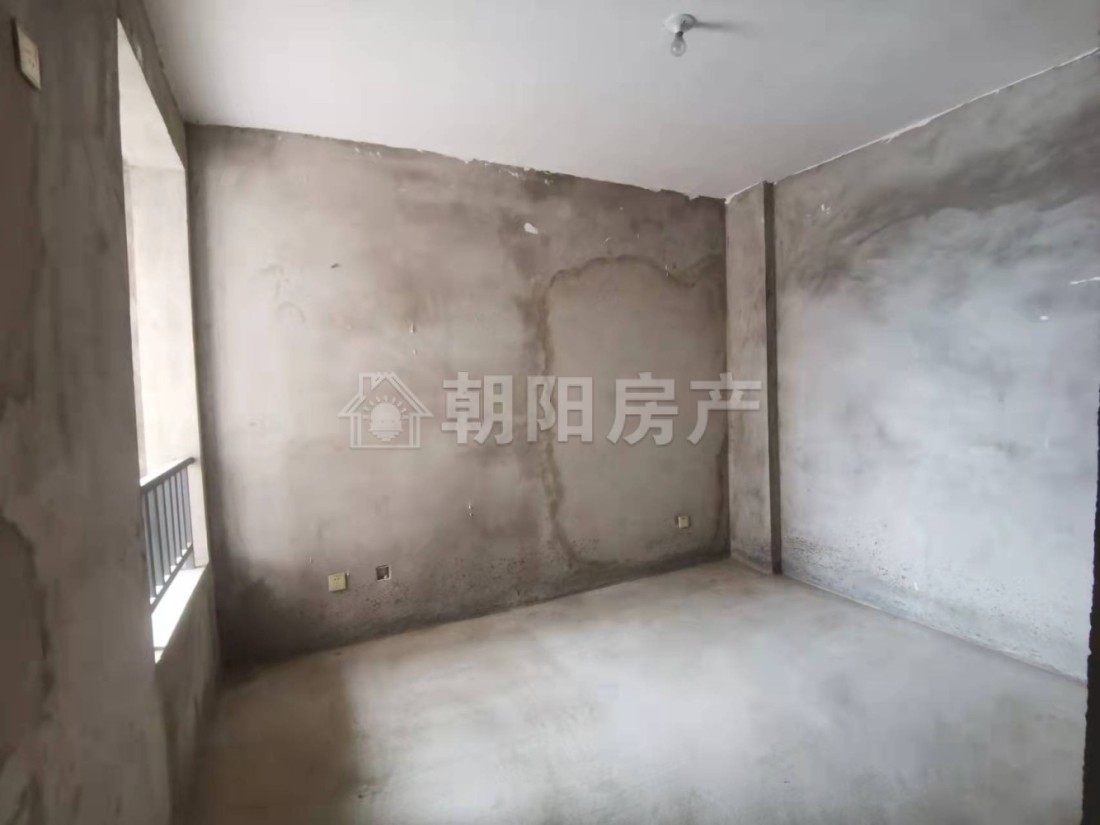 新湖小区西区 97平 南向两室 毛坯 交通便利 学区房