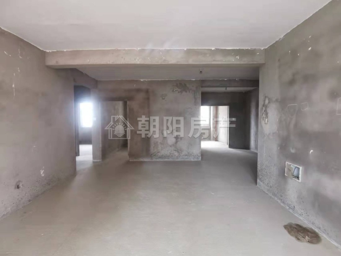 新湖小区西区 141平 南向大三居 交通便利 学区房 毛坯