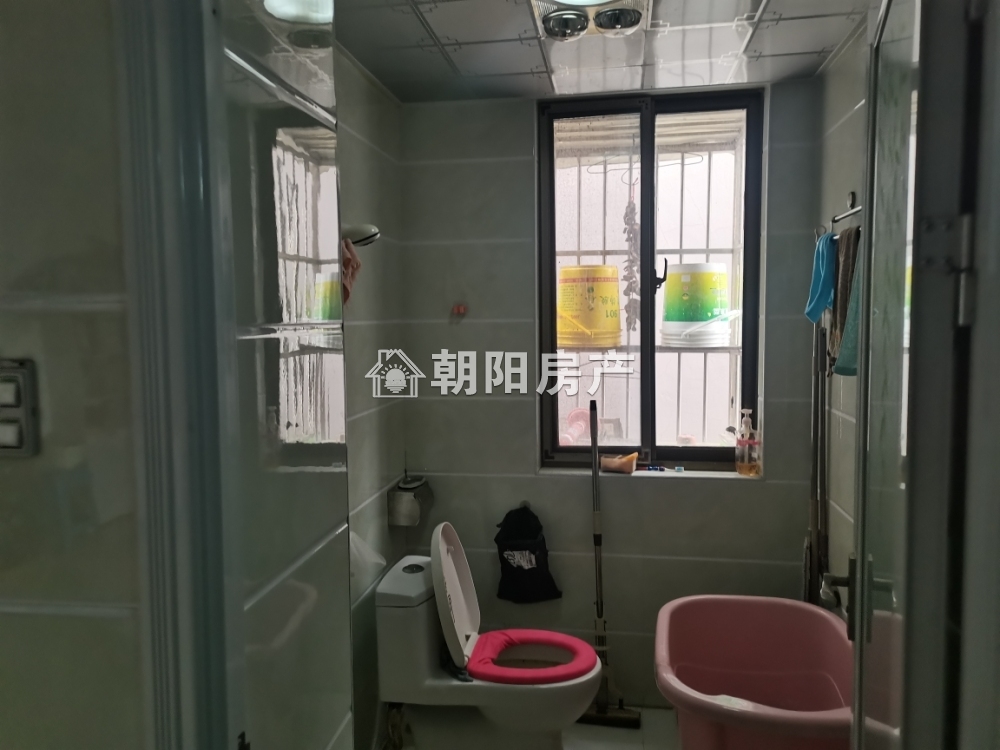 西城国际 83平 南向两室 满两年 交通便利 学区房