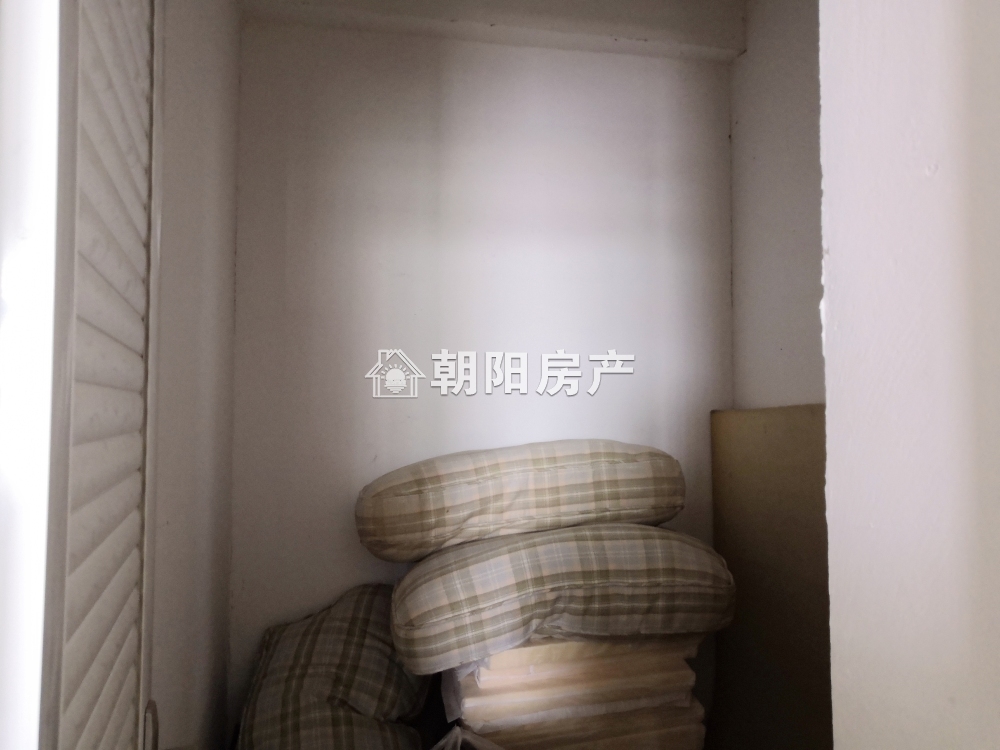 金域蓝湾 141平 南向三室两卫 免税学区房