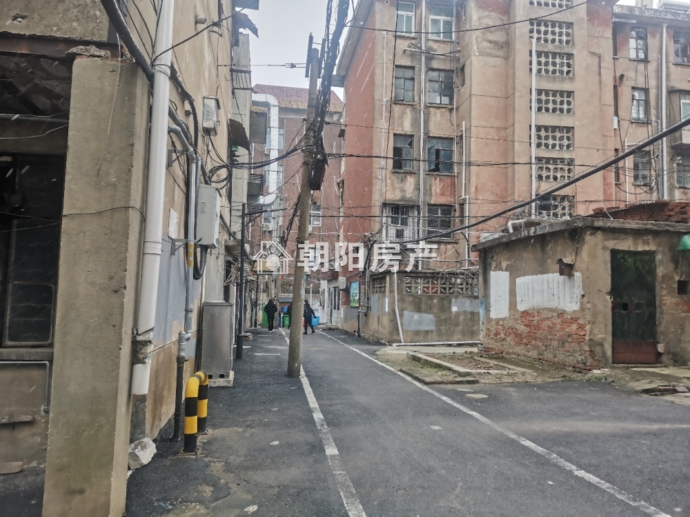 救护村 58平 南向两居 学区房 满两年
