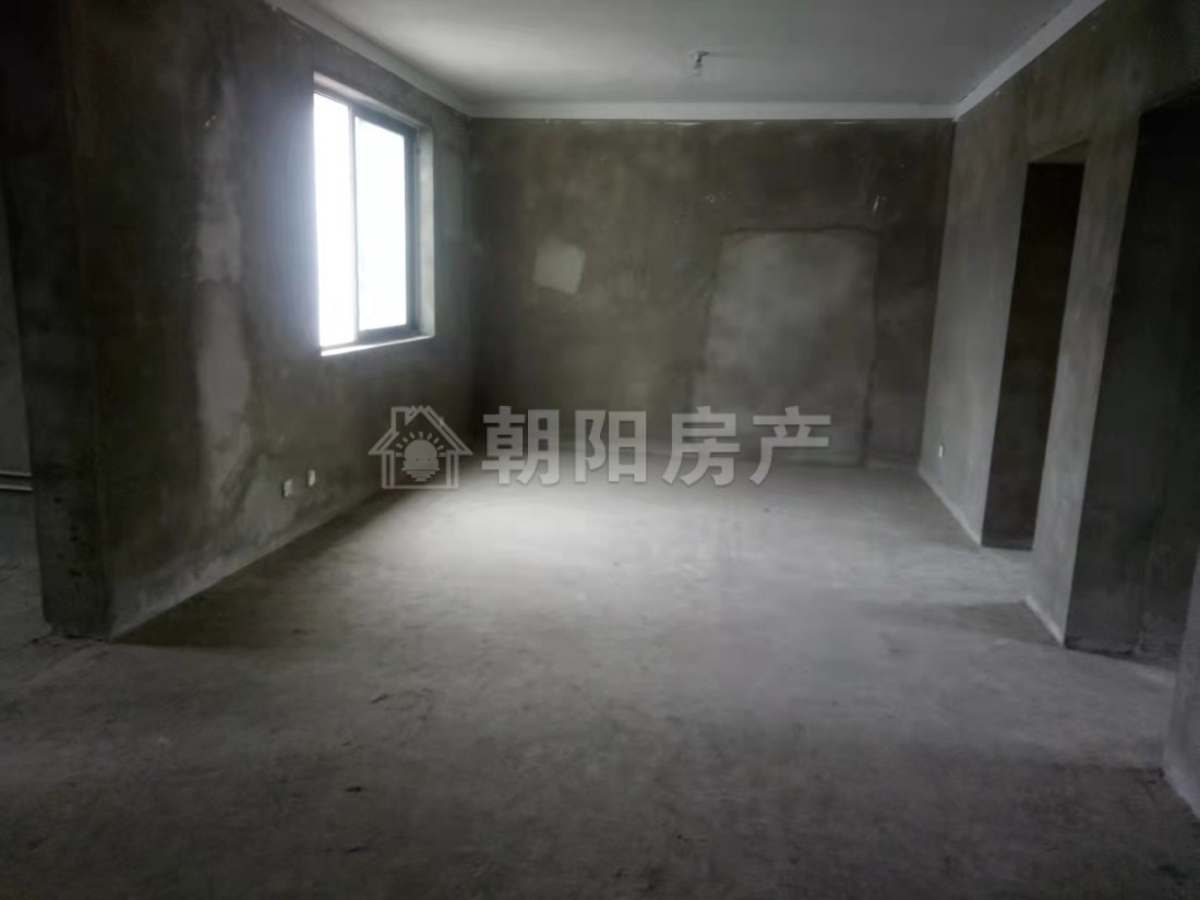 李郢孜新村C区 98平 南向三室 交通便利 单价1714元