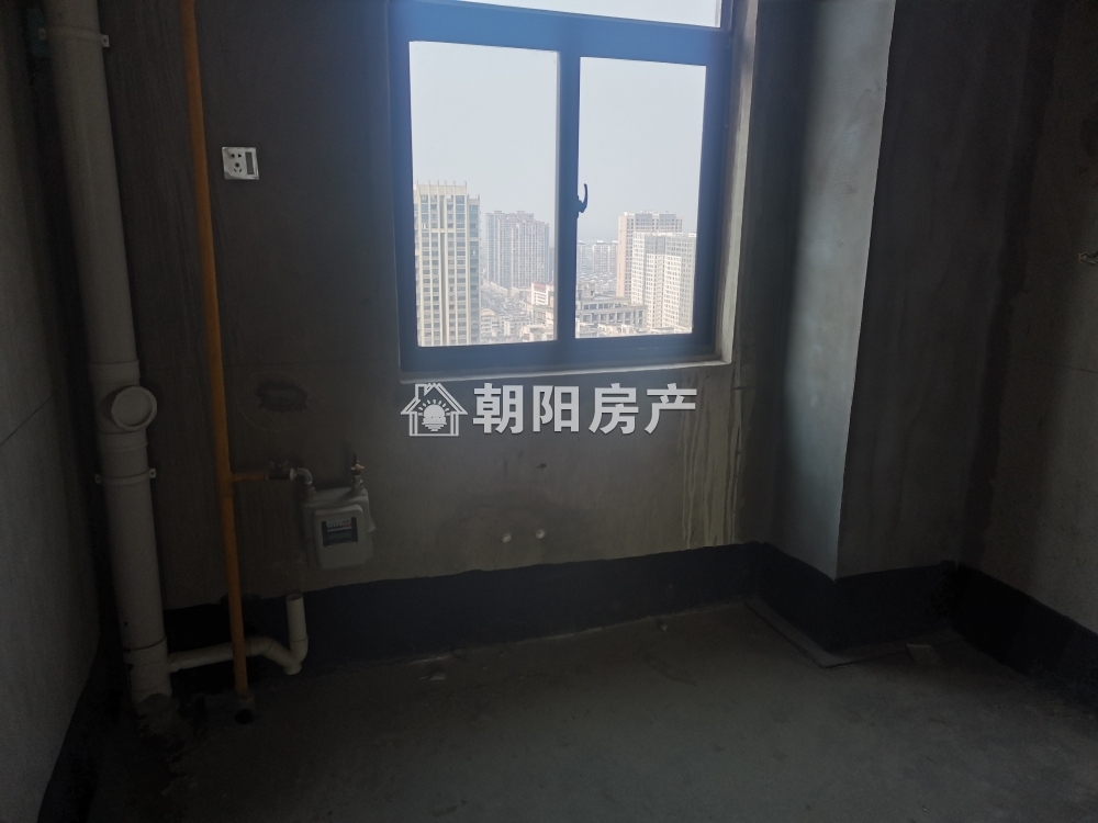 京澳广场 109平 南向三居 毛坯好改 采光好