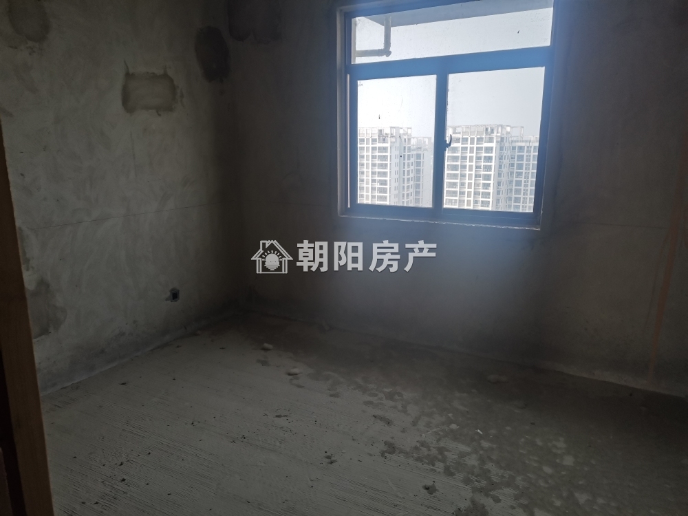 京澳广场 109平 南向三居 毛坯好改 采光好