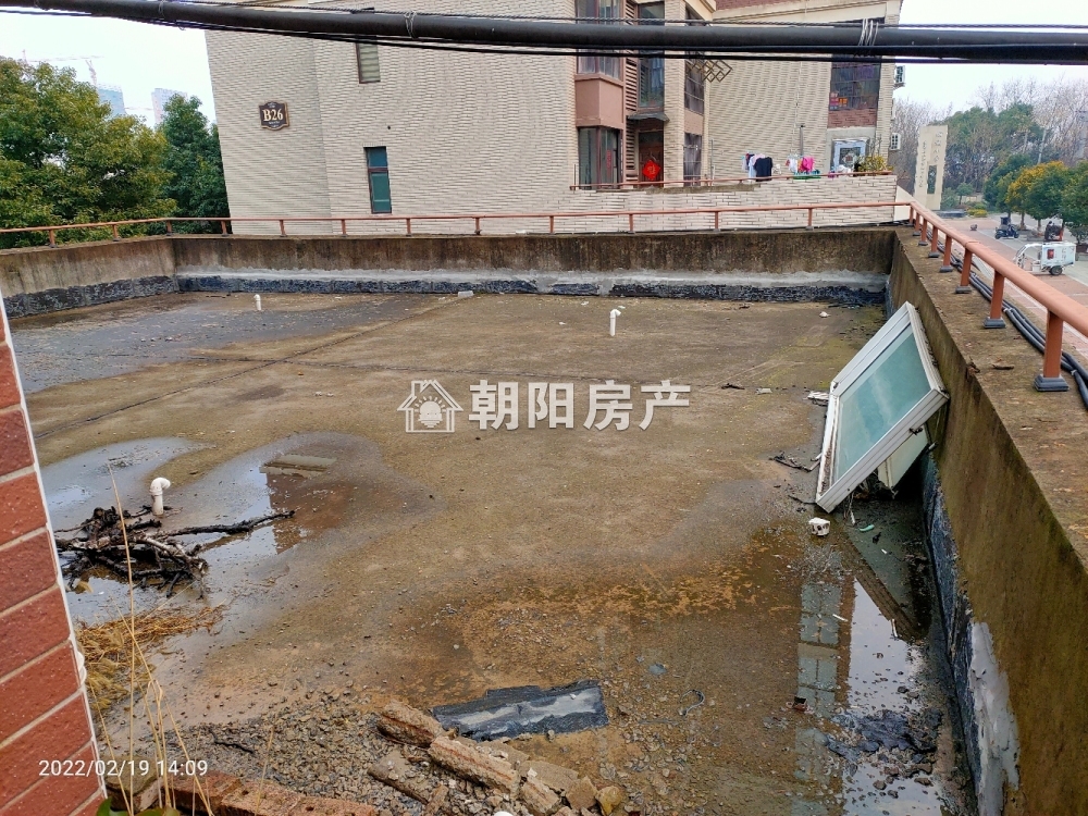 瀚城二期 83平 南向两室采光好 满两年 毛坯交付