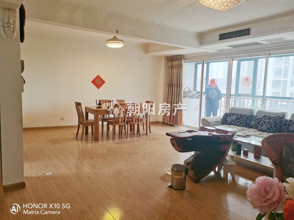 力达明和绿洲 188平 南向大四居 满两年 普装采光好