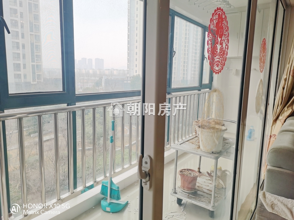 力达明和绿洲 188平 南向大四居 满两年 普装采光好