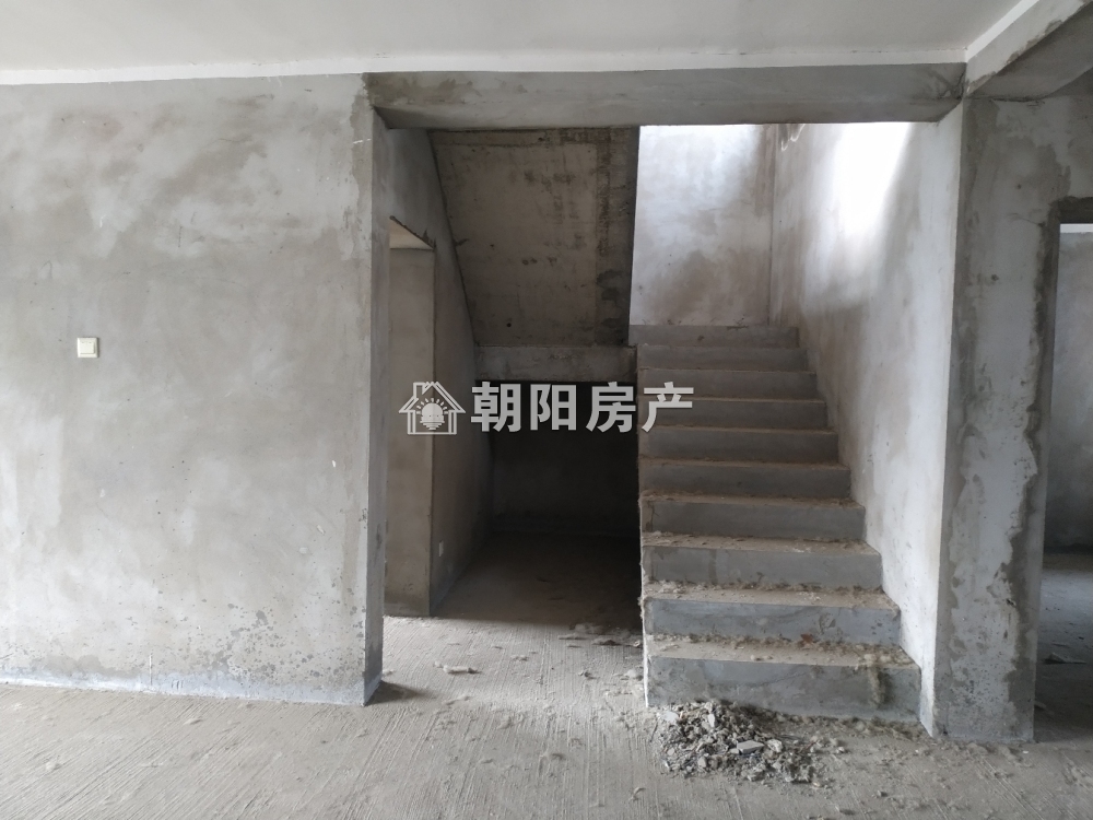 锦绣东苑 137平 朝南两室 单价2000元 学区房