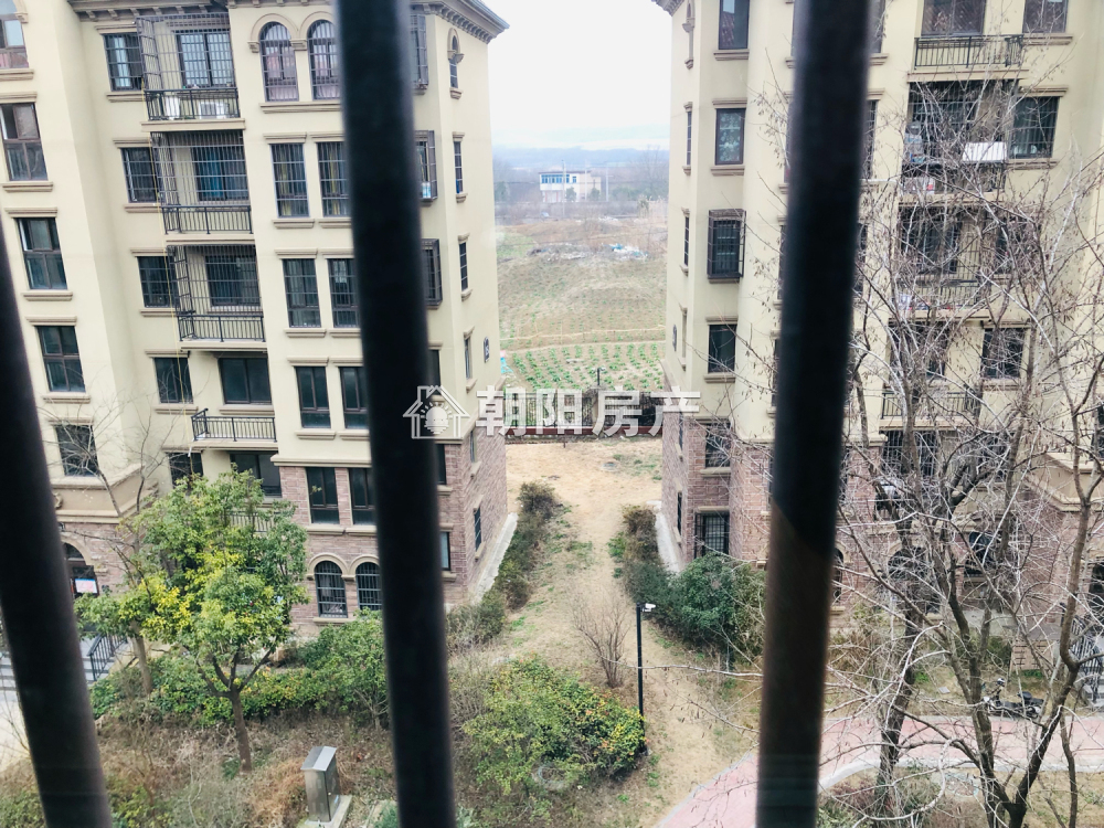 顺发泽润园二期 79平 朝南精装两室 采光好 满五唯一