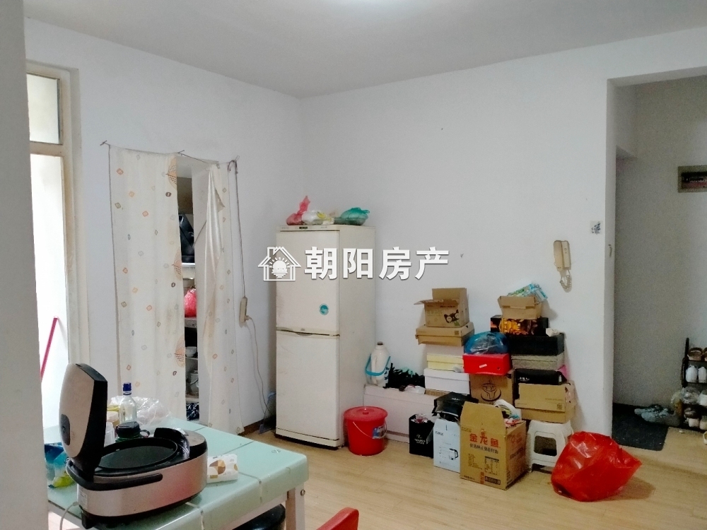 淮河公馆 99平 南向三室普装 满五唯一 随时看房