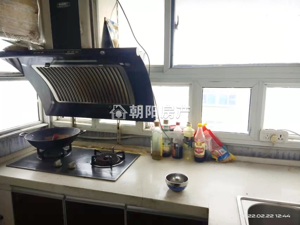 桂苑东区 42平 朝南两室 满两年 交通便利 普装