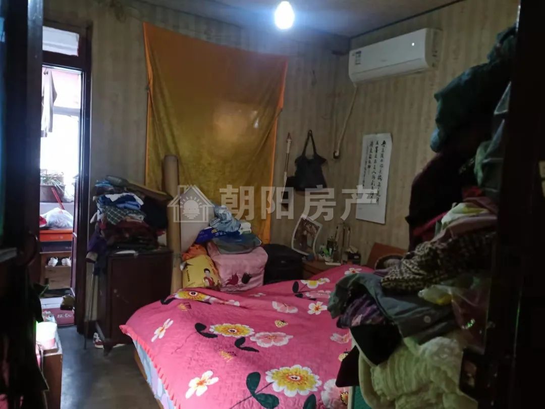 新华二村 40平 朝南一室一厅 交通便利 配套齐全