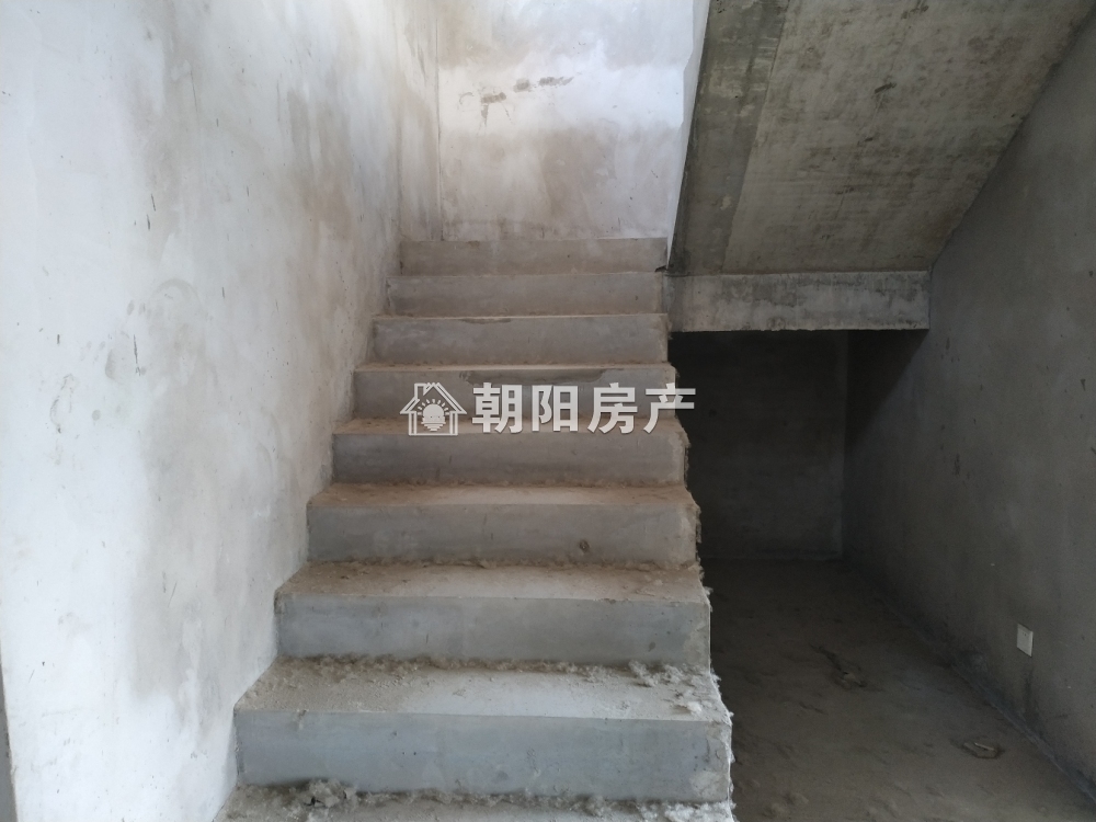 锦绣东苑 137平 南向大两居 1998元/平 学区房