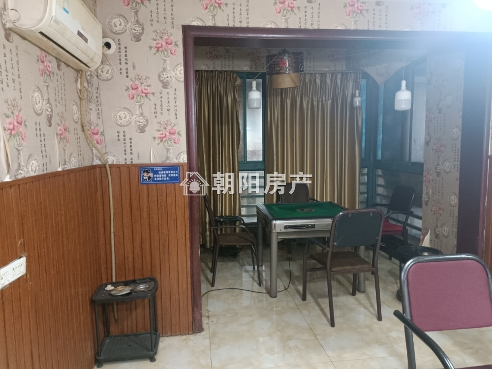 金玉花园 89平 朝南两室一厅 交通便利 随时看房