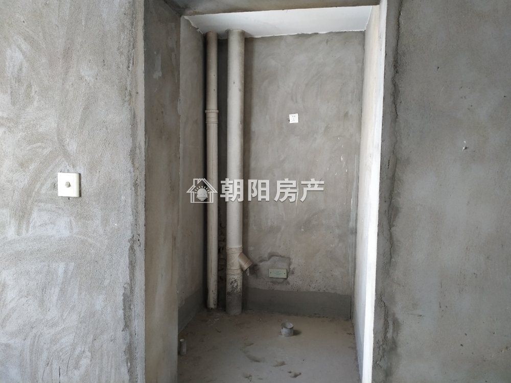 锦绣东苑 137平 南向大两居 学区房 2000元/平