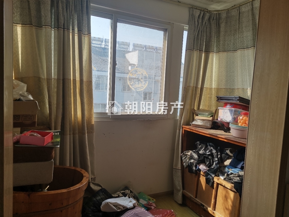 九龙新村西区 72平 南向精装两室 满两年 学区房 随时看房
