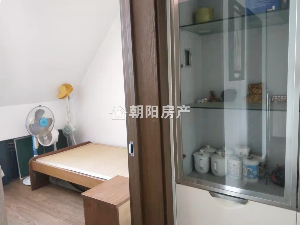 柏园南村教师楼 192平 南向五室精装 满两年 交通便利