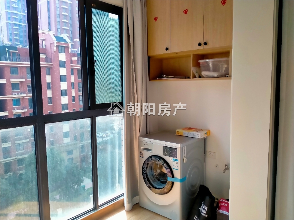 英伦联邦 91平 南向精装三居 学区房 随时看房
