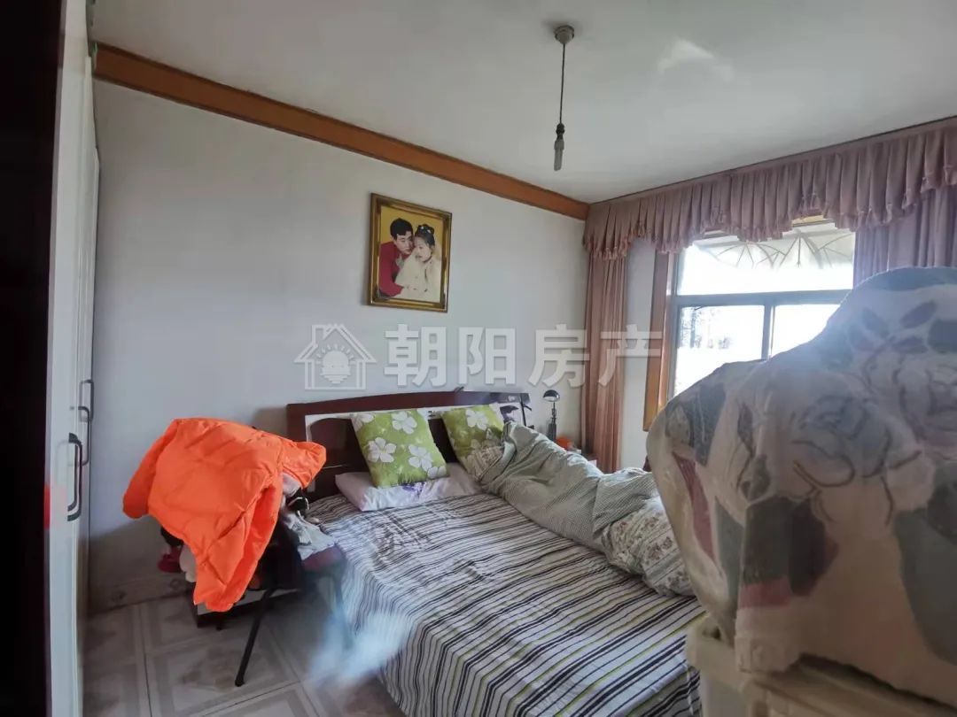 鱼苗场小区 94平 南向三室 满五唯一 交通便利 学区房