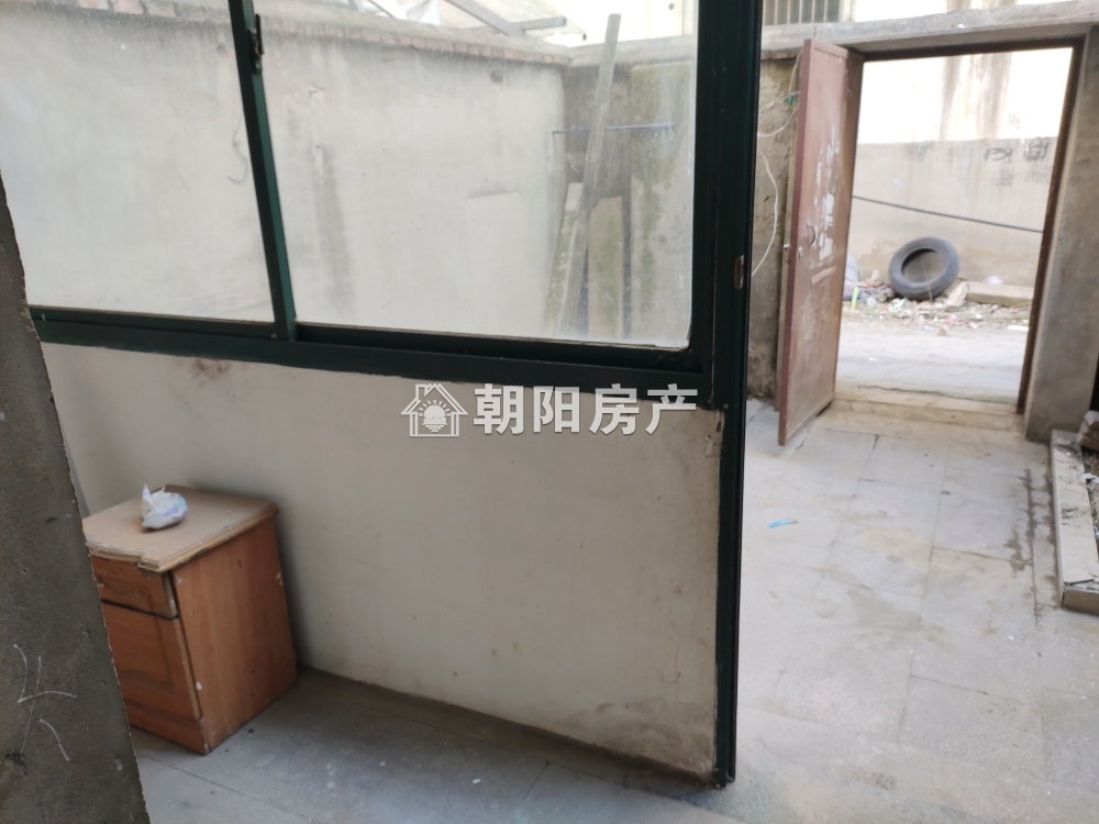 幸福家园 96平 南向两居 简装 交通便利 随时看房