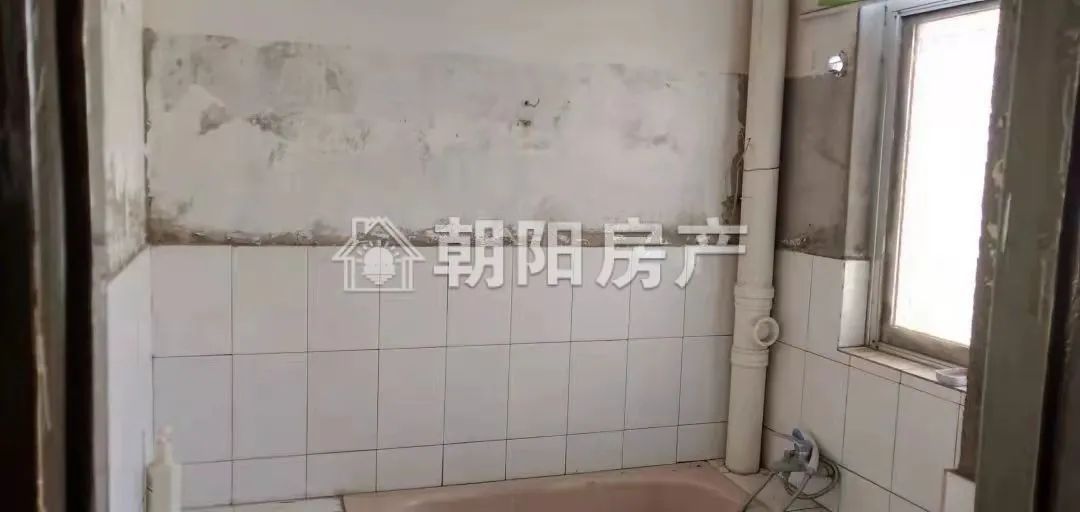水建公司家属楼 98平 三室朝南 交通便利 学区房