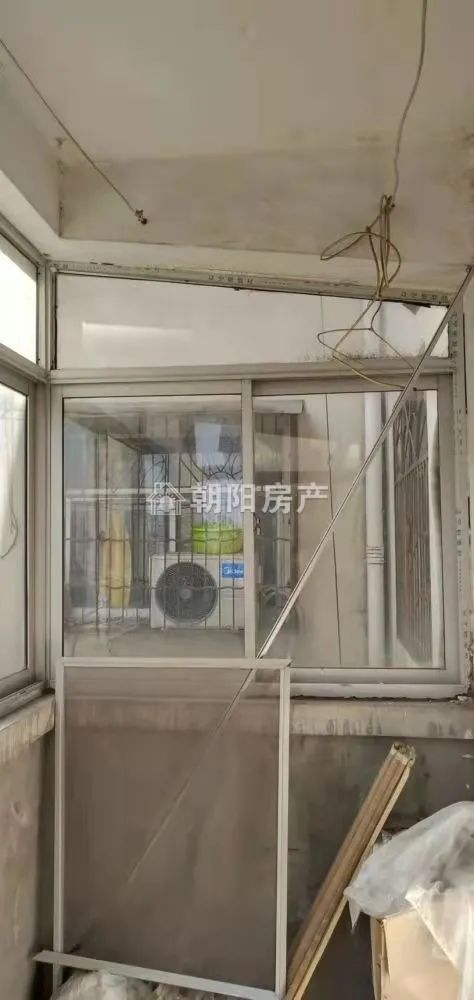 水建公司家属楼 98平 三室朝南 交通便利 学区房