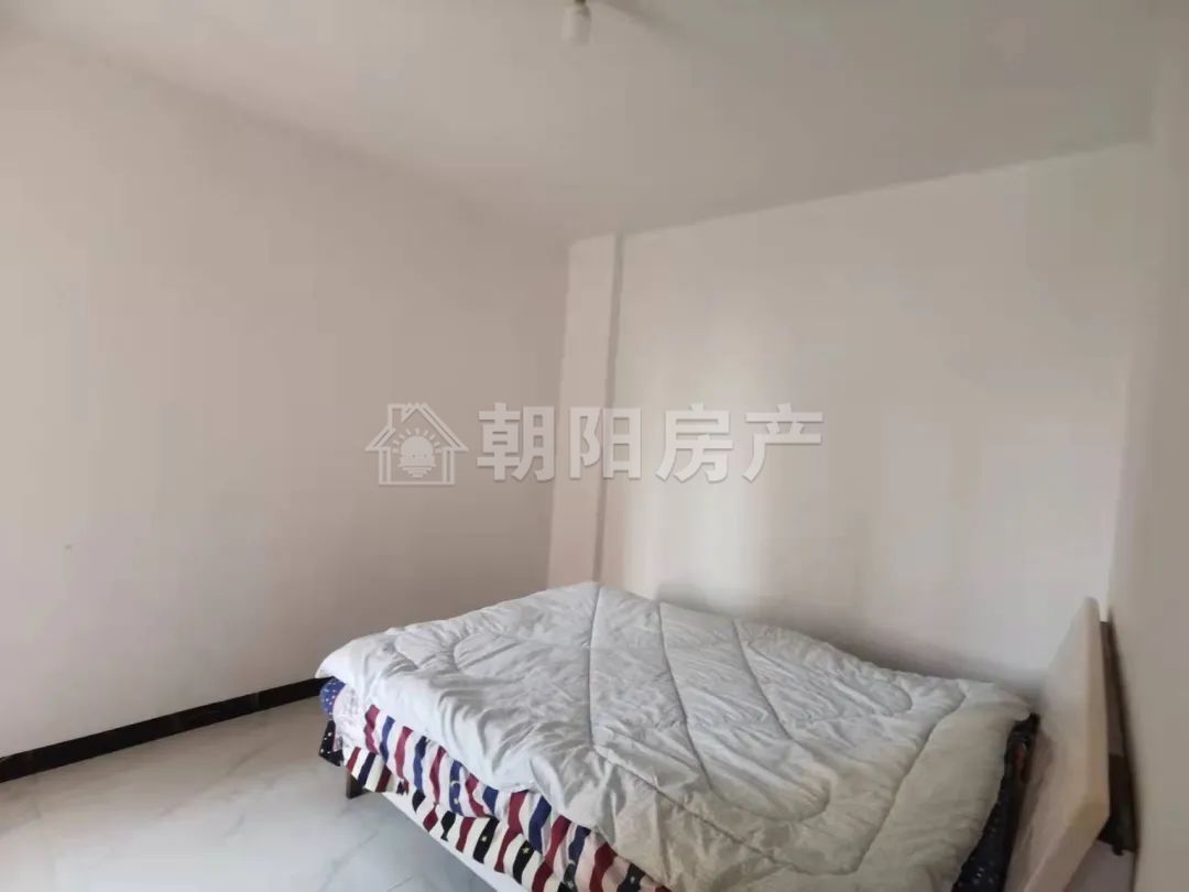 新湖小区西区 96平 精装两室朝南 单价2917元 学区房配套全