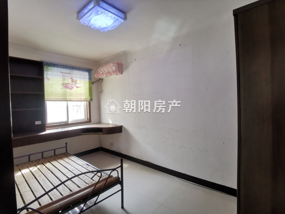 凤凰花园 125平 南向精装三室 4792元/平 满五唯一 学区房