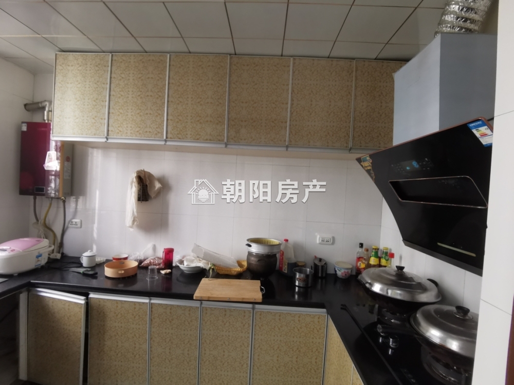 凤凰花园 125平 南向精装三室 4792元/平 满五唯一 学区房