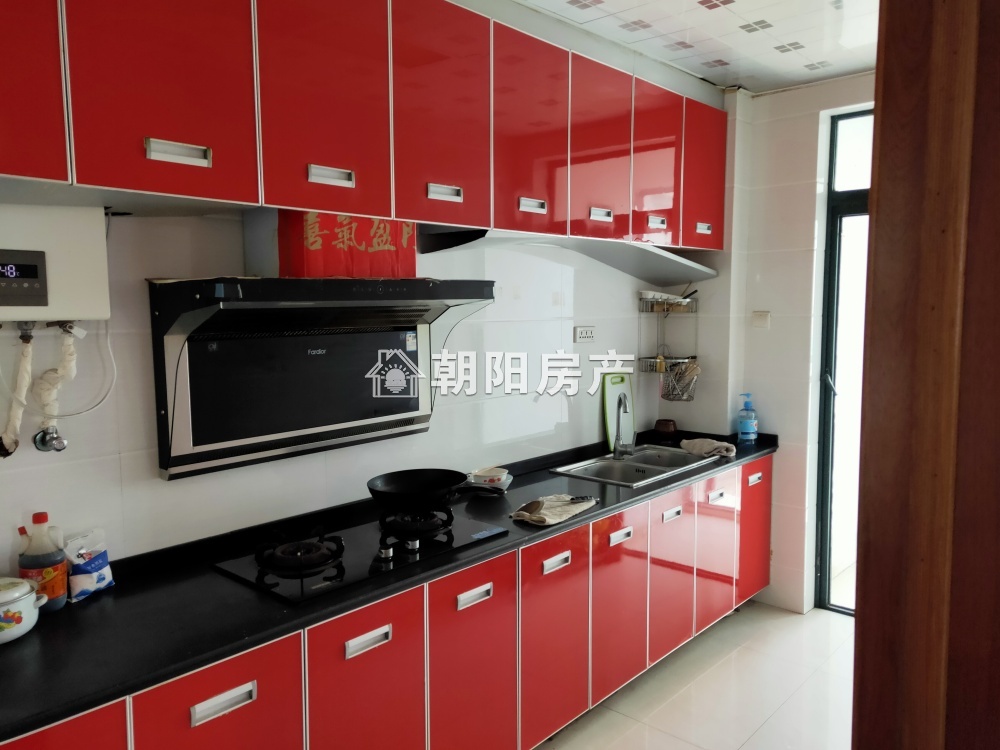 东方丽景 118平 南向三室两厅 中装采光好 交通便利