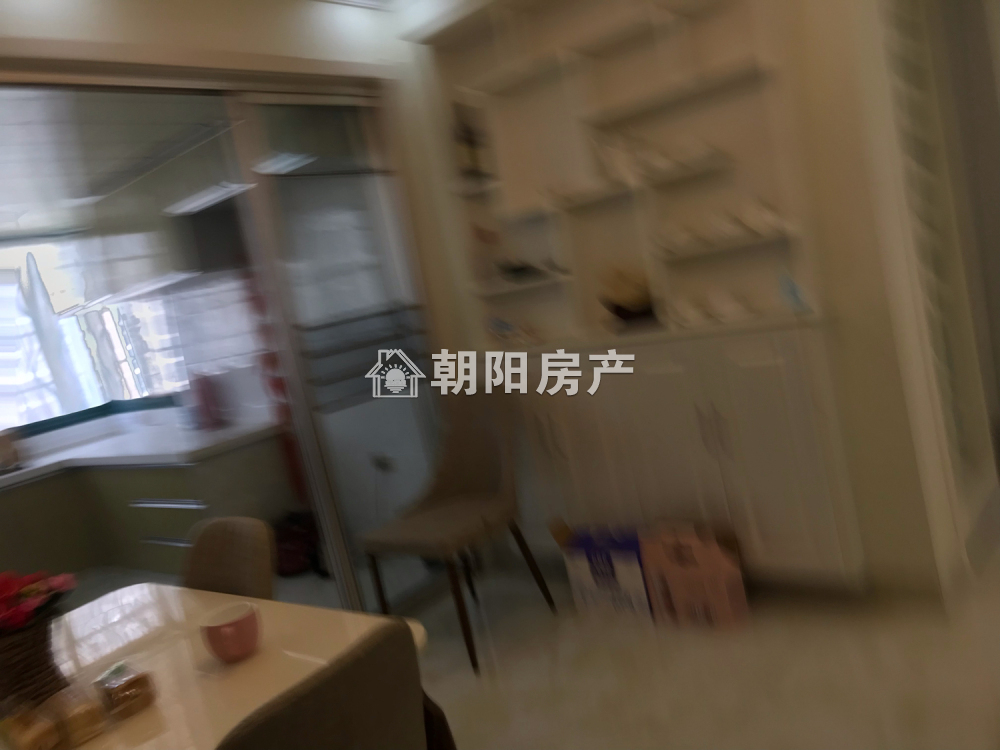 八公山新村B区 110平 朝南精装三室 交通便利 采光好
