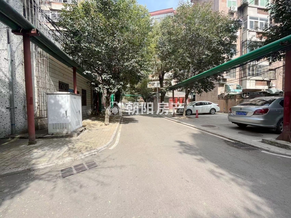 朝阳电力村 89平 朝南两室 交通便利 随时看房