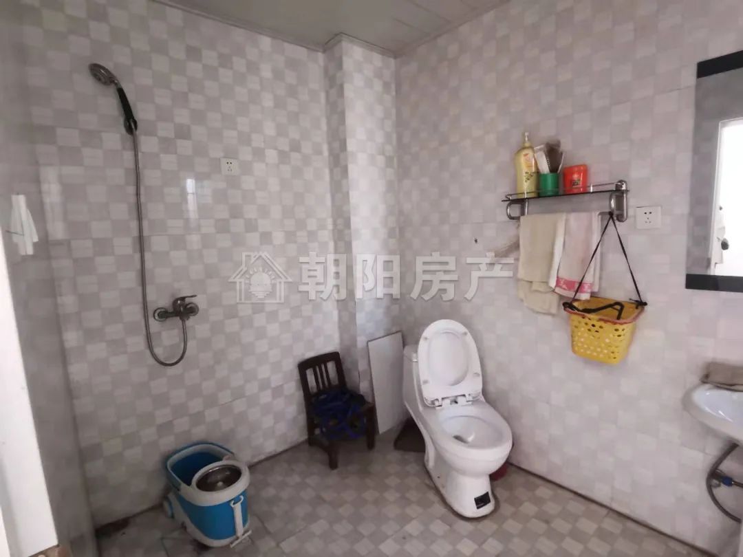 滨河湾北区 138平 南向大三居 满五唯一 简装交通便利