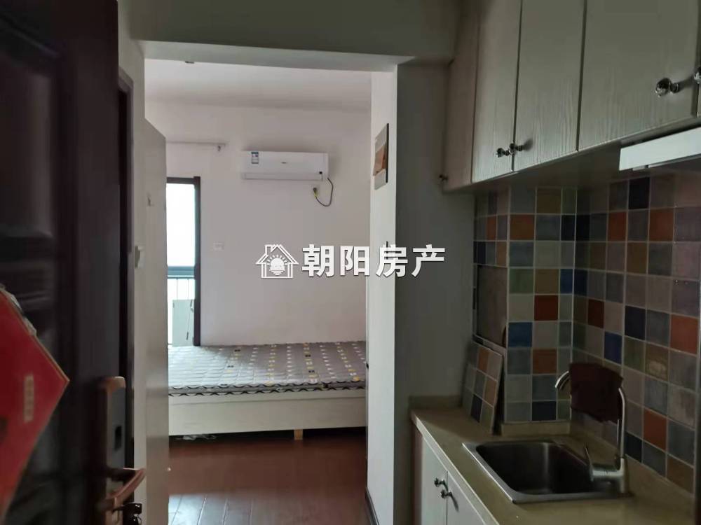 中环158 29平 精装一室 配套齐全 随时看房