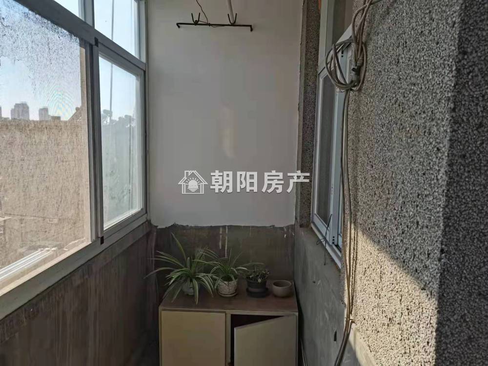 供电局家属楼 69平 南向双厅 满两年 免税