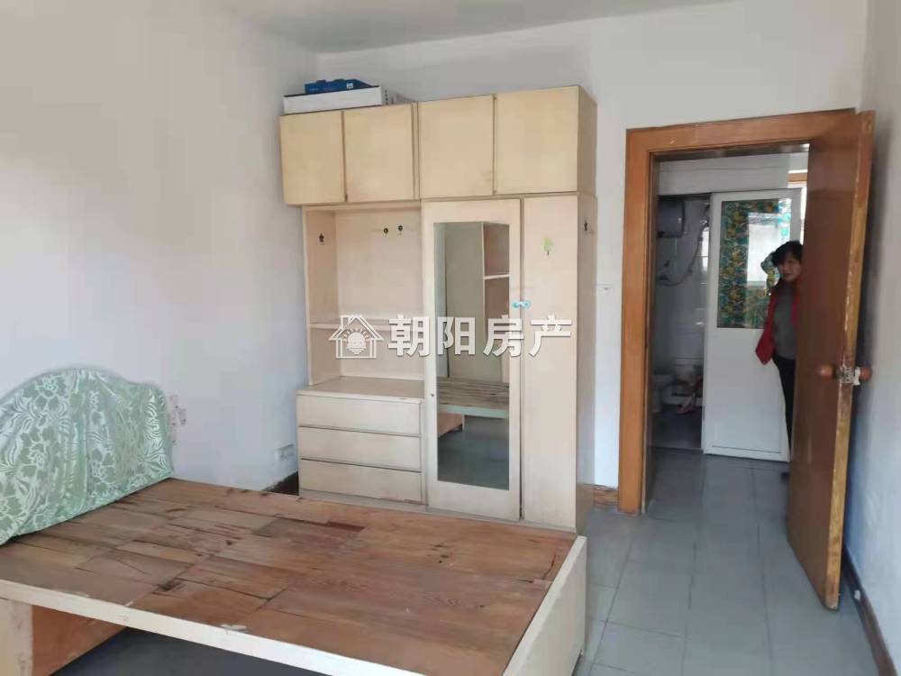 供电局家属楼 69平 南向双厅 满两年 免税