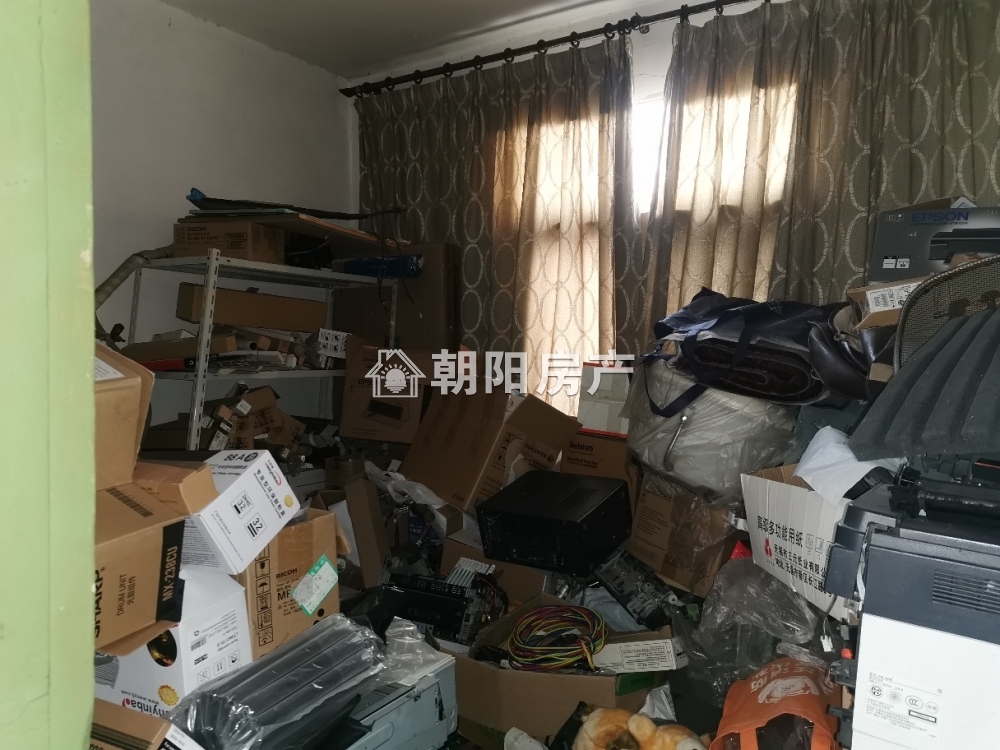 公安大院 61平 朝南两室 满两年免税 洞二学区