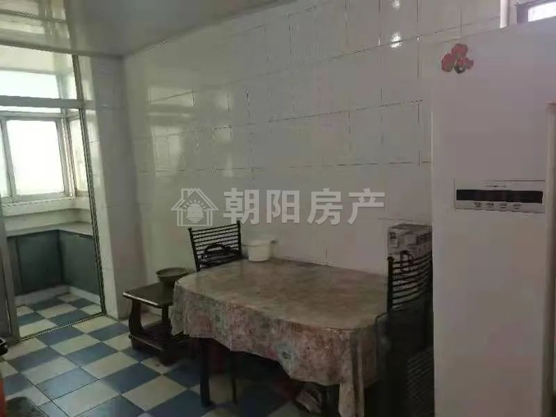 工农行家属楼 116平 南向三室 交通便利 配套齐全