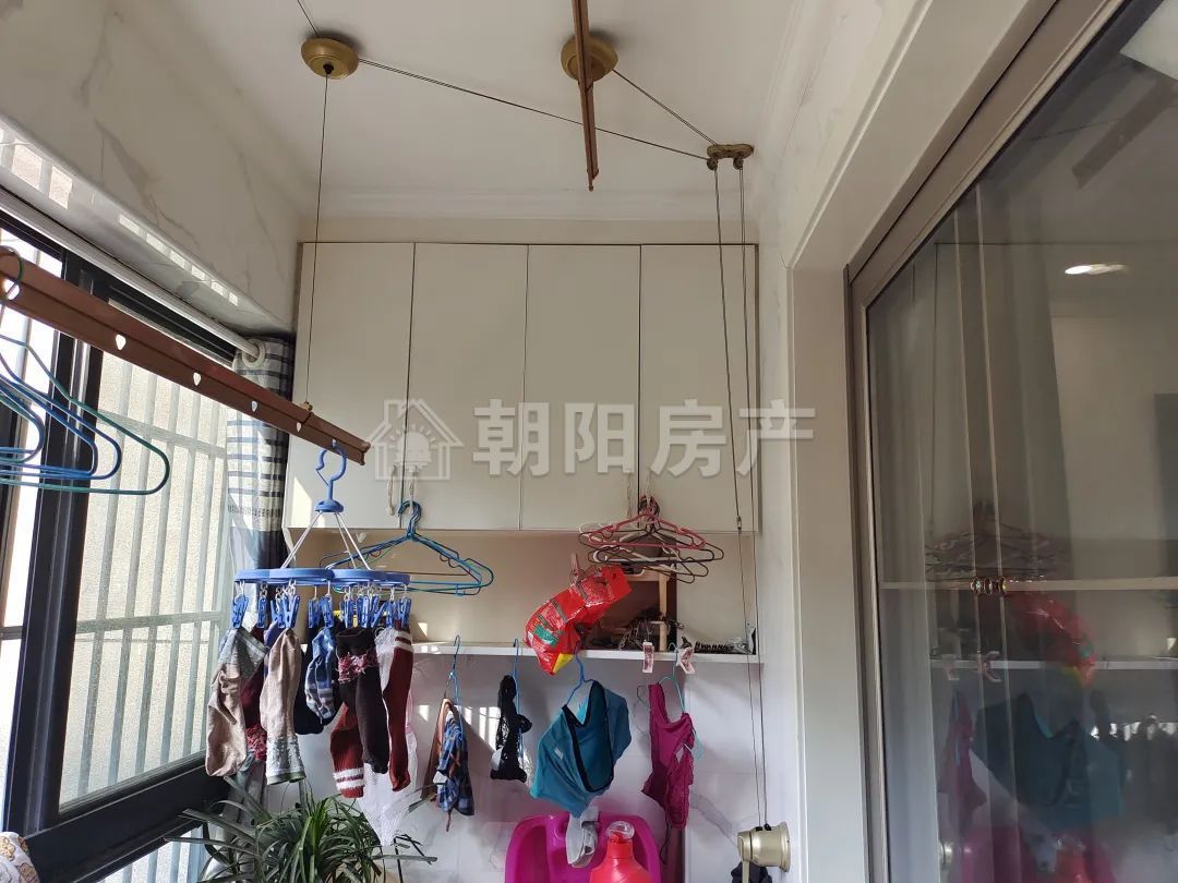 翰林首府 114平 精装四室朝南 满两年 交通便利