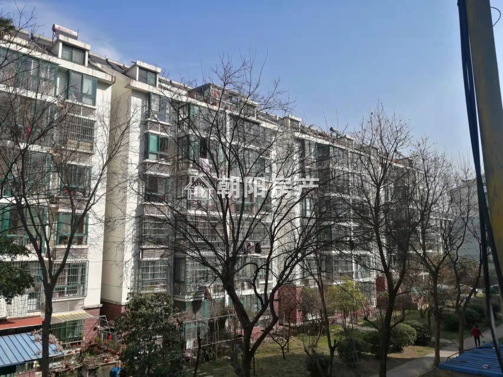 明星商住楼 105平 南向三居 学区房 满两年 单价4571元