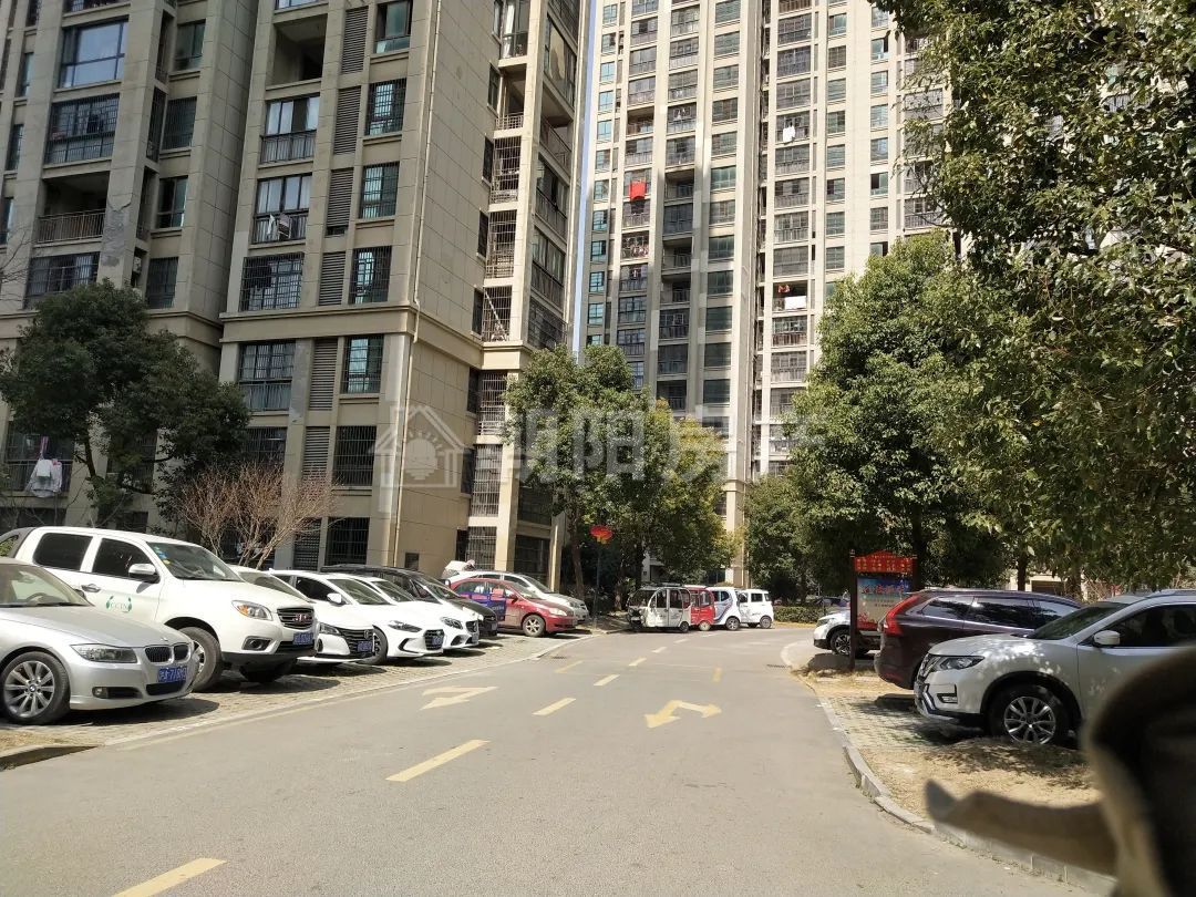 紫金苑 97平 南向精装三室 满五唯一 学区房