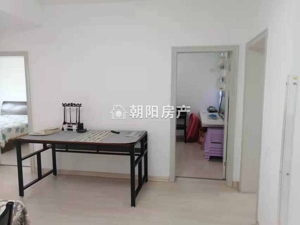 南山村C2 89平 南向精装三居 满两年 学区房