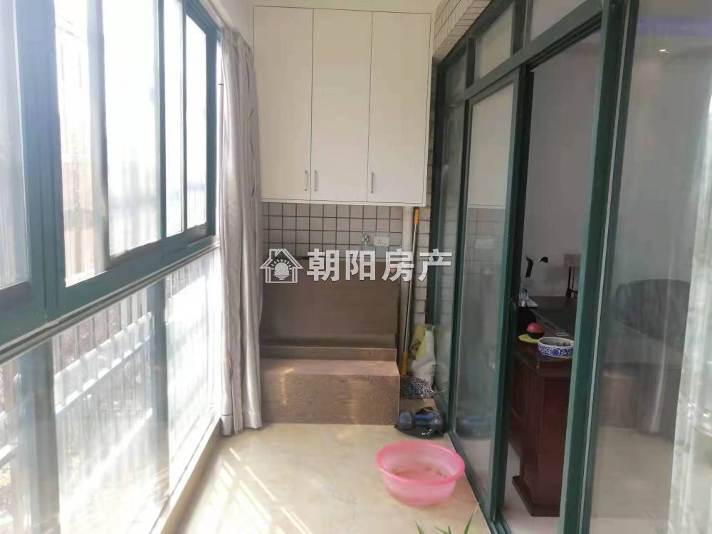 南山村C2 89平 南向精装三居 满两年 学区房