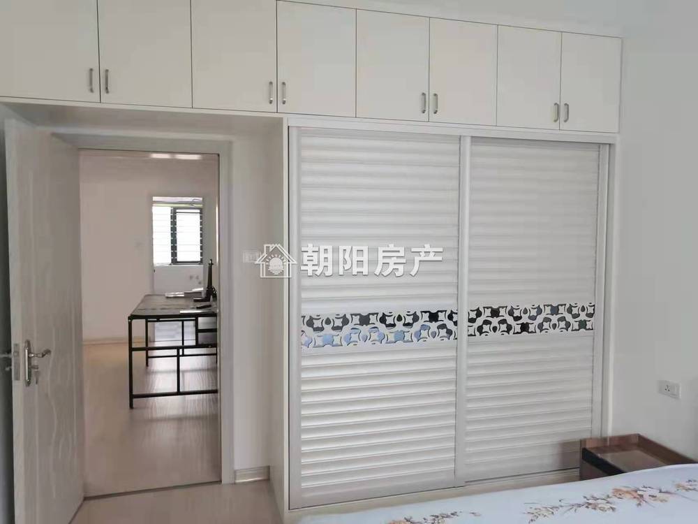 南山村C2 89平 南向精装三居 满两年 学区房