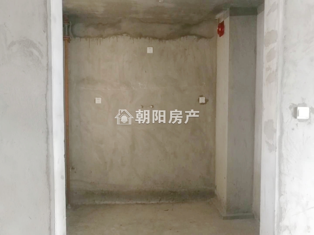 富力公馆 109平 南向三室 毛坯 配套齐全 购物便捷